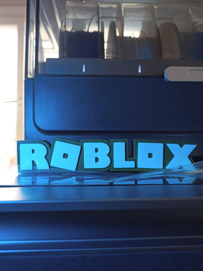 Roblox Logolu Masa Dekoru